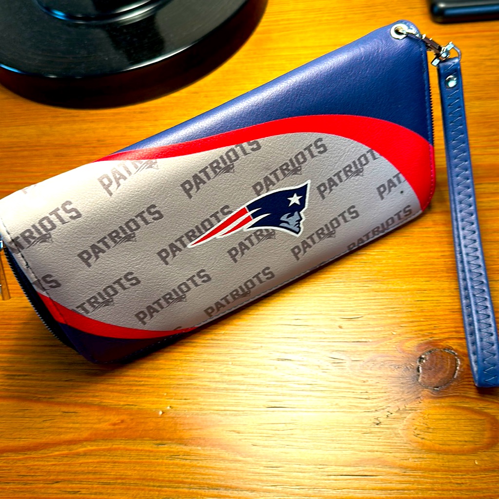 Nwot Ne Pats Wallet